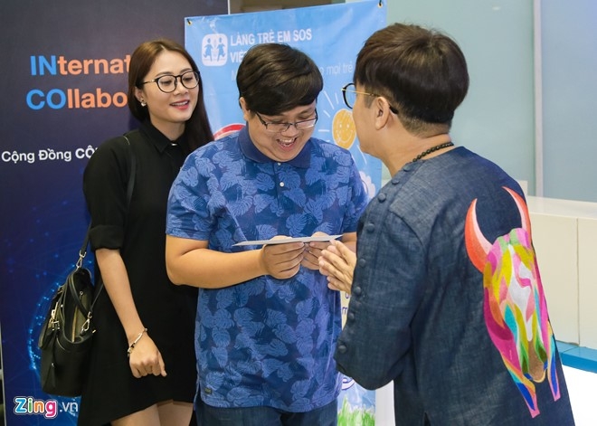 Dam Vinh Hung di su kien sau live show 12 ty dong hinh anh 4