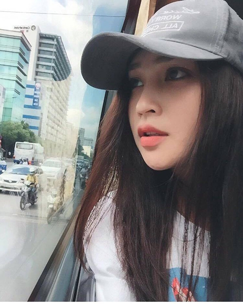 nu cong an khien cong dong mang san lung thong tin vi qua xinh dep - 3