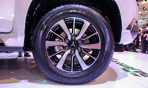 chi-tiet-mitsubishi-pajero-sport-premium-tai-vms-2016-7