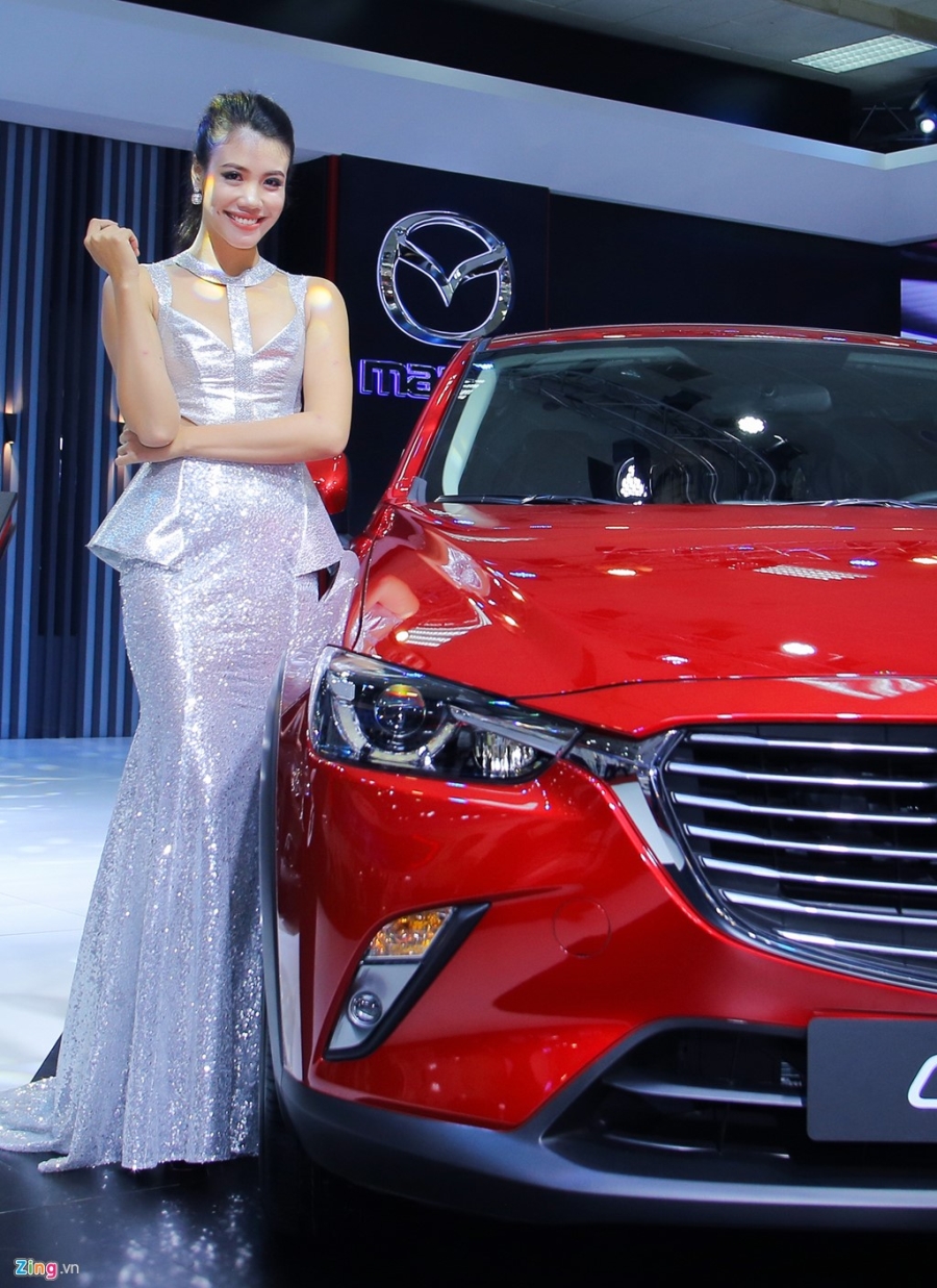 Dan chan dai tai Vietnam Motor Show 2016 hinh anh 10