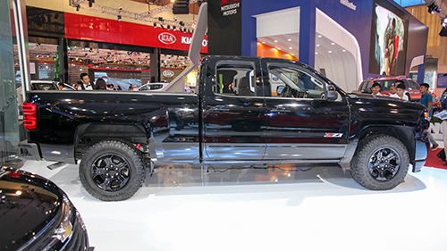chi-tiet-chevrolet-silverado-midnight-tai-vms-2016-2