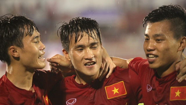 ... và bùng nổ