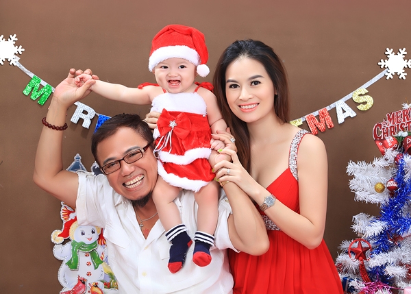 nhung-sao-viet-cuoi-vo-tre-kem-hang-chuc-tuoi-4