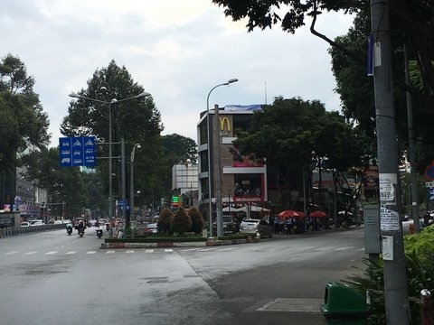 đánh ghen, Cẩm Nhung, vũ nữ, vũ trường, trung tá, Sài Gòn