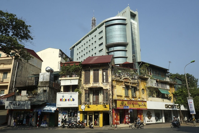 Góc phố Hai Bà Trưng - Thợ Nhuộm.