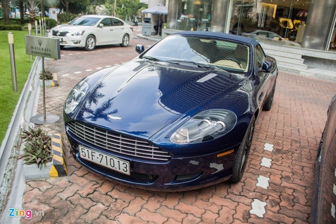 Aston Martin DB9 Volante ra bien trang tai Sai Gon hinh anh 4