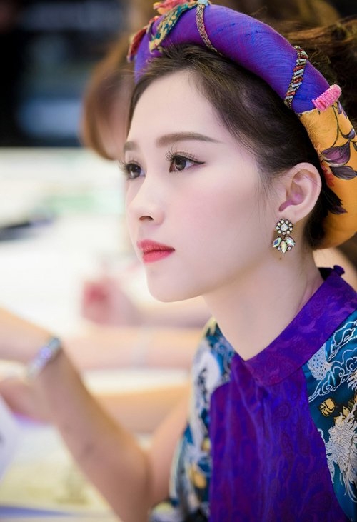hoa hậu Thu Thảo, thần tiên tỷ tỷ, hoa hậu việt nam 2012,