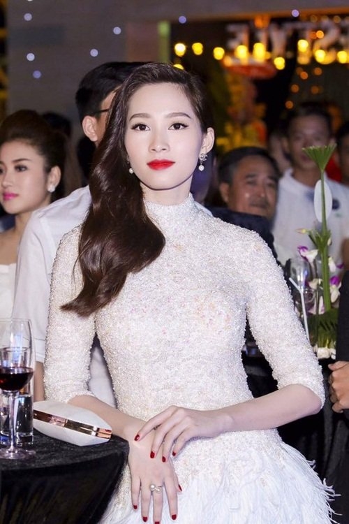 hoa hậu Thu Thảo, thần tiên tỷ tỷ, hoa hậu việt nam 2012,