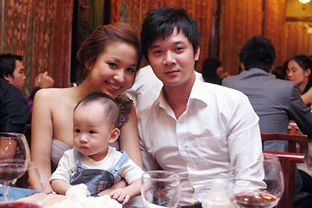 Gia đình hạnh phúc trước đây của Thanh Vân Hugo và ông xã Tường Linh