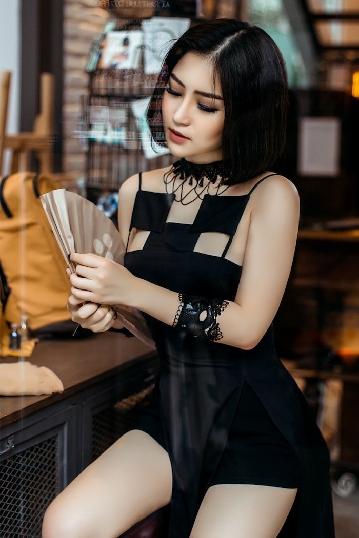 het mot khong noi y, huong tram lai khoe dang nuot voi bikini hinh anh 8
