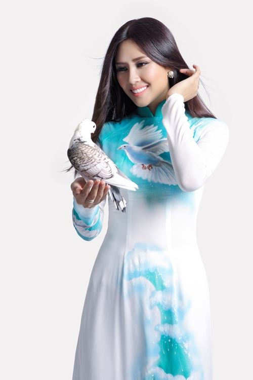 nguyen-thi-loan-sexy-khong-kem-dan-thi-sinh-hoa-hau-hoa-binh-6