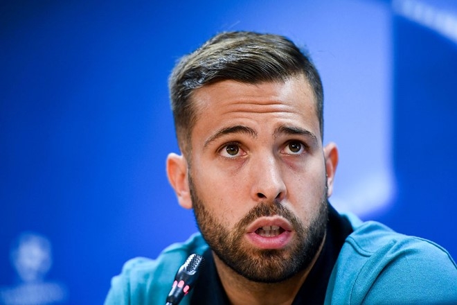 'Virus FIFA' tan pha Real va Barca hinh anh 2