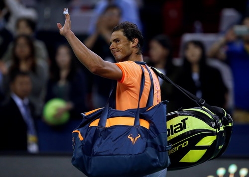 Nỗi thất vọng trên gương mặt Nadal sau trận đấu