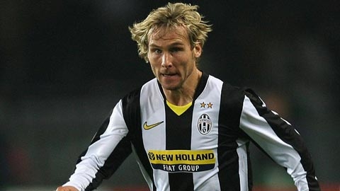 Quả Bóng Vàng 2003 tiếc vì không được khoác áo M.U