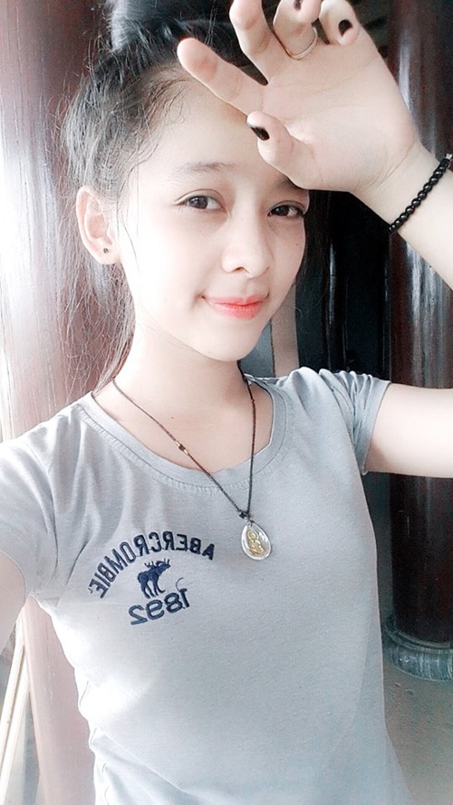co gai cham dep hut hon voi vay cuoi lam tu giay an hinh anh 9