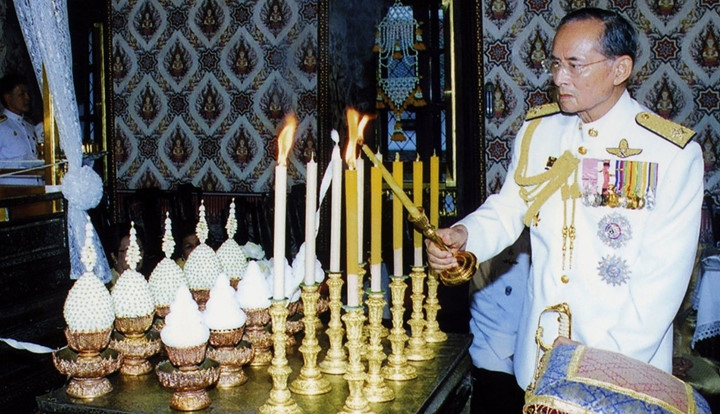 cuoc doi nha vua thai lan bhumibol adulyadej qua anh hinh 12