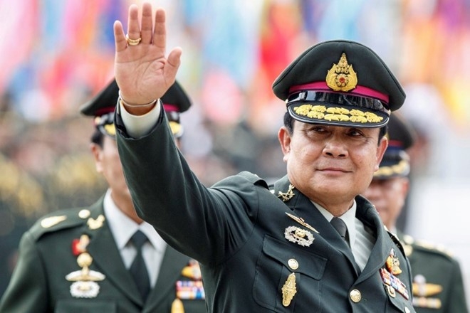 Dao chinh co xay ra neu quoc vuong Thai qua doi? hinh anh 2