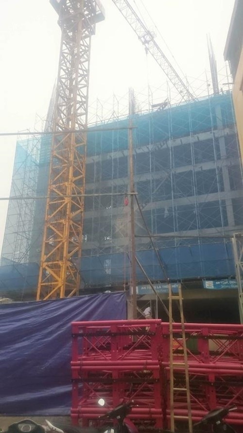 Hiện trường vụ sập giàn giáo chết người ở Hoàng Mai ảnh 7