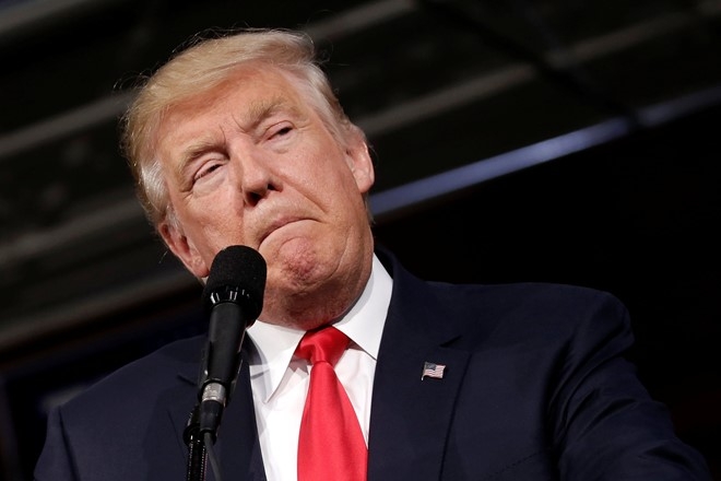 Khong phai Clinton, ong Trump moi la ac mong voi Trung Quoc hinh anh 2
