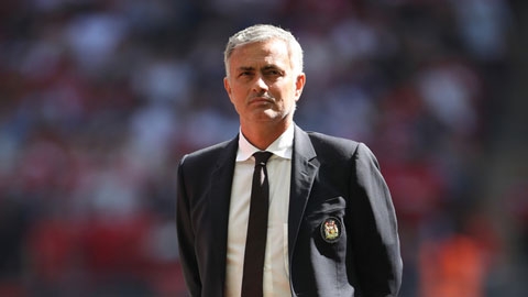 M.U chịu thiệt về thể lực hơn Liverpool trước đại chiến