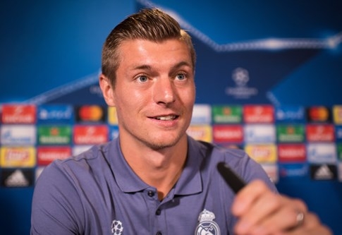 Real Madrid đưa Kroos thành cầu thủ Đức nhận lương cao nhất thế giới - ảnh 2