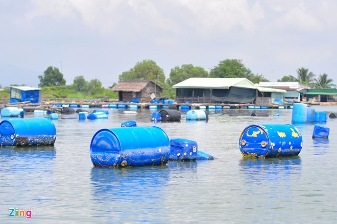 Vu dem ca chet ra quoc lo: Ngu dan phai ban dat tra no hinh anh 10
