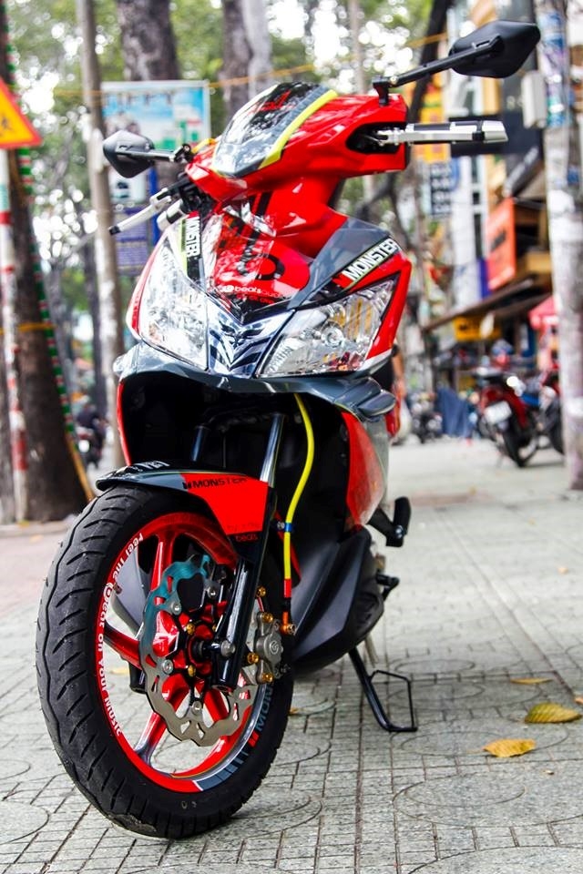 Honda Air Blade 110 son dan vo phong cach tai nghe Beats hinh anh 2