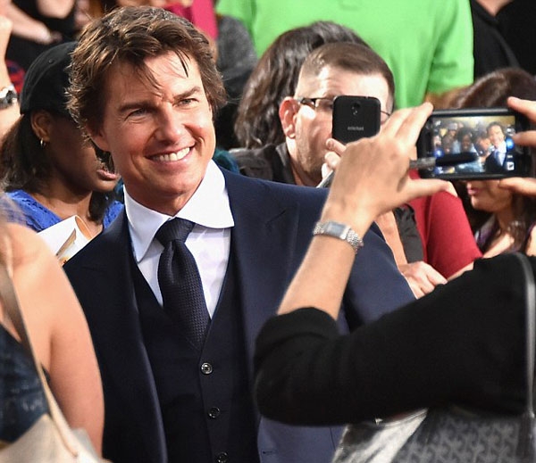 54-tuoi-tom-cruise-van-tre-trung-phong-do-don-tim-fan-nu-3