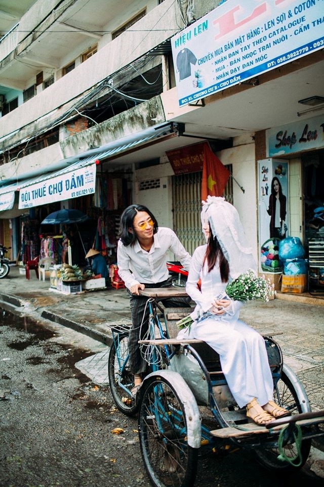 Bo anh cuoi phong cach hoai co cua cap 9X Khanh Hoa hinh anh 8