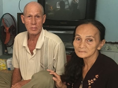 chuyện tình yêu, vé số, thiểu năng, gia đình hạnh phúc