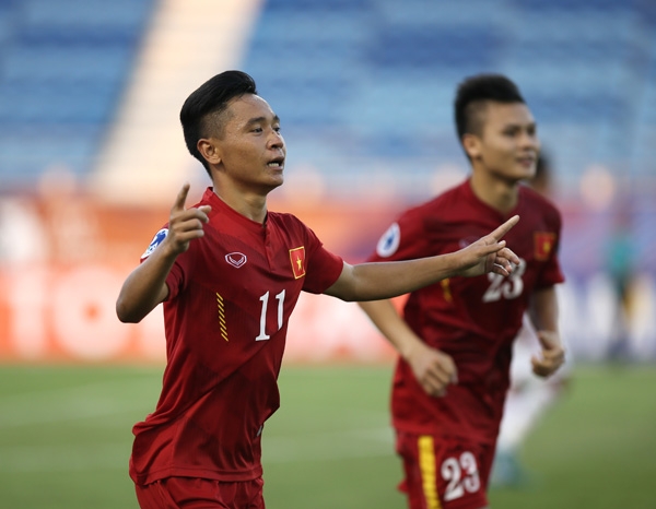 u19-viet-nam-hoa-u19-uae-trong-the-thieu-nguoi-page-2-1