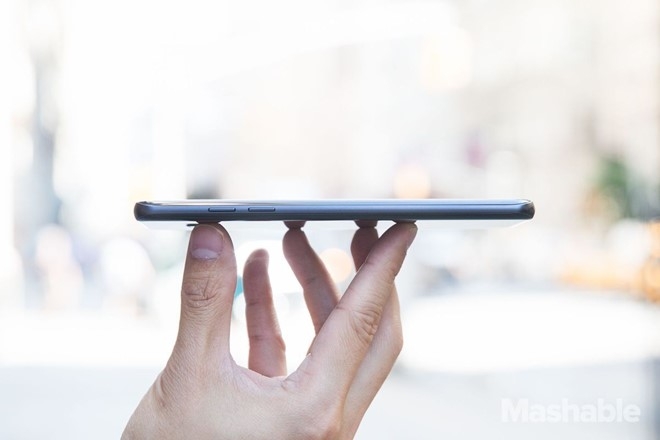 Note 7 - bi kich cua mong nhe va pin khoe hinh anh 1
