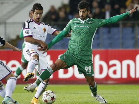 Arsenal vs Ludogorets (01h45 ngay 2010) Pho dien suc manh hinh anh 3