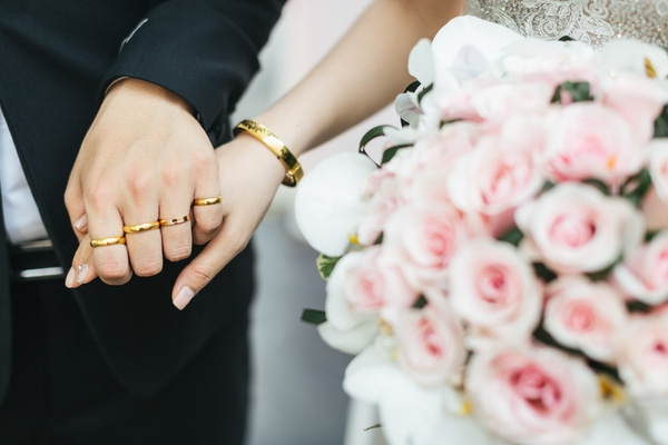 cưới ở phố đi bộ