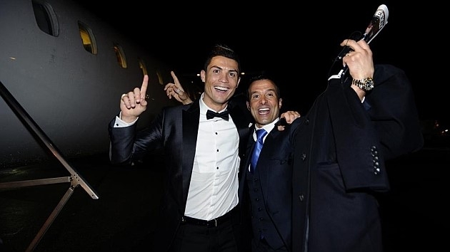 Ronaldo bo nhiem con gai ‘sieu co’ Mendes lam tro ly hinh anh 9
