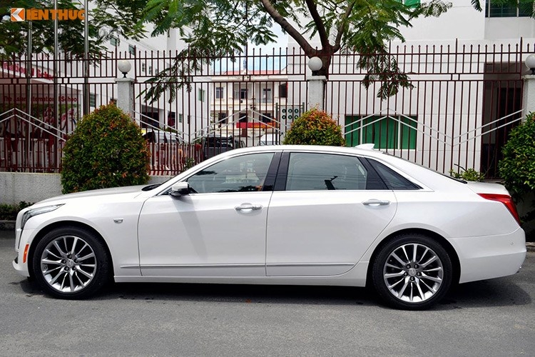 Sedan hang sang, tien ty Cadillac CT6 moi tai Sai Gon-Hinh-2