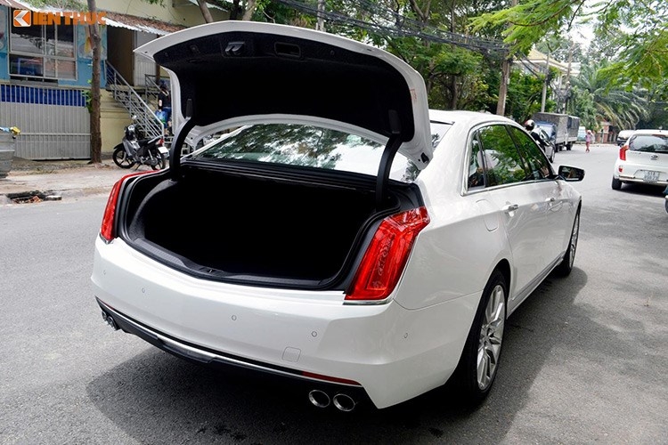 Sedan hang sang, tien ty Cadillac CT6 moi tai Sai Gon-Hinh-15