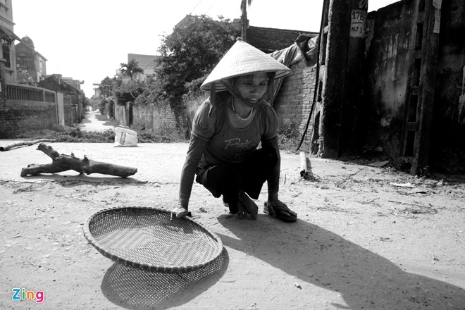 Cuoc doi nhung nguoi phu nu khon kho o Ha Noi, Sai Gon hinh anh 12
