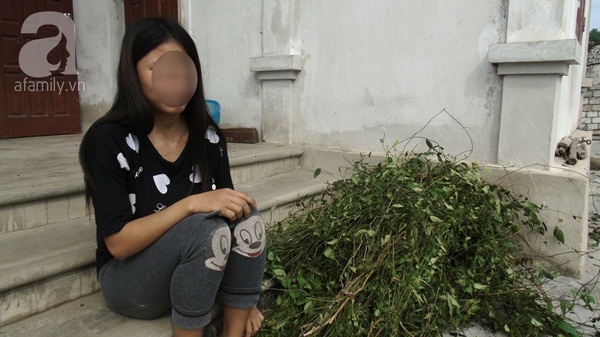 Bi kịch hai chị em gái trở thành mẹ nhí ở tuổi 13, 15 qua lời tâm sự chát lòng của người mẹ