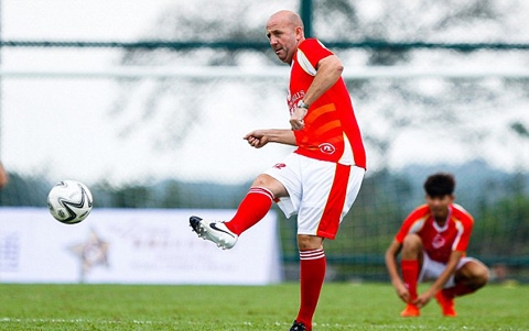 Cựu tiền vệ Liverpool, Gary McAllister