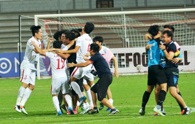 Cau thu Bahrain khoc nuc no vi thua U19 Viet Nam hinh anh 7