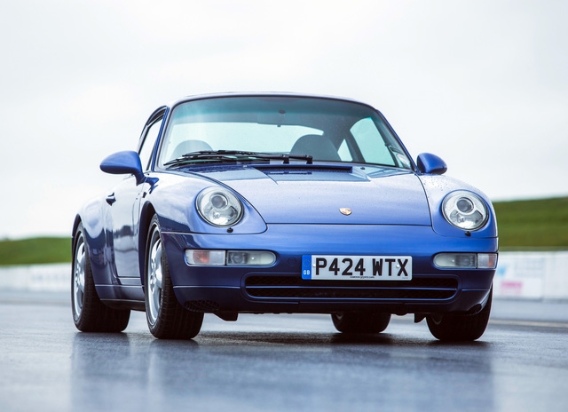 Hàng cực hiếm Porsche 911 Carrera 4 993 dạo phố tại Hà thành - Ảnh 4.