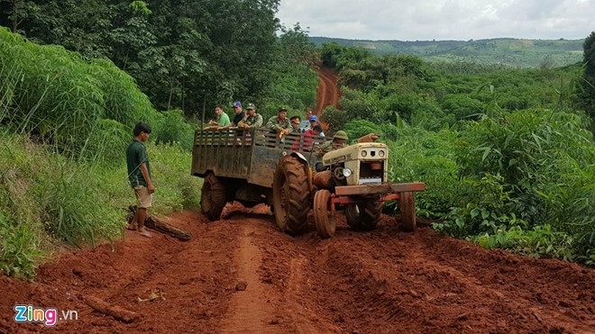 Hien truong vu xa sung lam 3 nguoi chet o Dak Nong hinh anh 11