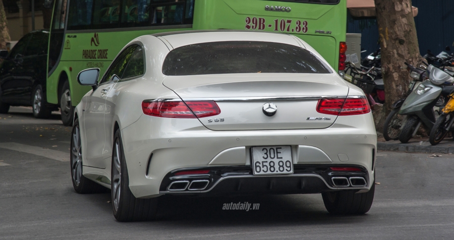 Mercedes S63 AMG Coupe (1).jpg