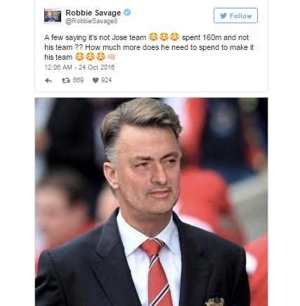 Mourinho và Pogba bị chế nhạo đủ đường sau trận thua thảm của M.U - ảnh 2