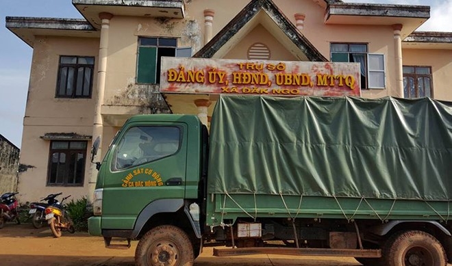 Thu truong Cong an vao hien truong vu xa sung hoa cai hinh anh 2