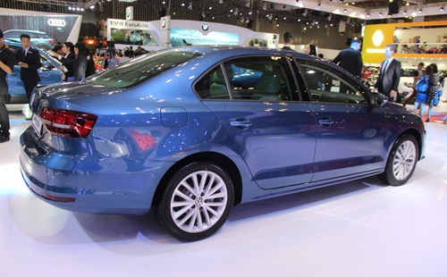 volkswagen-jetta-doi-thu-moi-cua-toyota-altis-tai-viet-nam-page-2-1