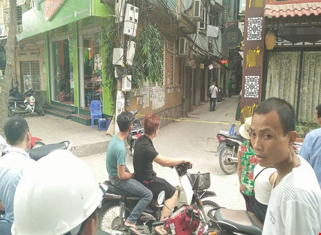 Hiện trường vụ nổ súng khiến 1 người chết tại Hà Nội - 3