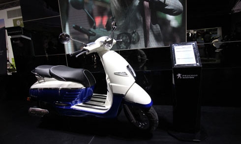 peugeot-django-xe-ga-moi-canh-tranh-honda-sh