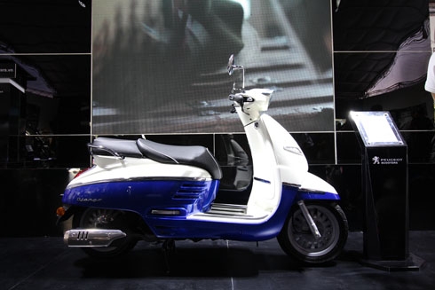 peugeot-django-xe-ga-moi-gia-68-5-trieu-canh-tranh-honda-sh